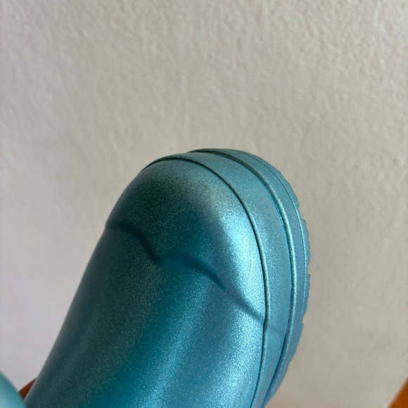 hunter play clogs in blue - Picture 7 of 8